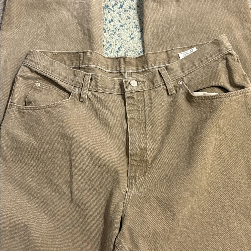 Wrangler Premium Quality Jeans in Beige